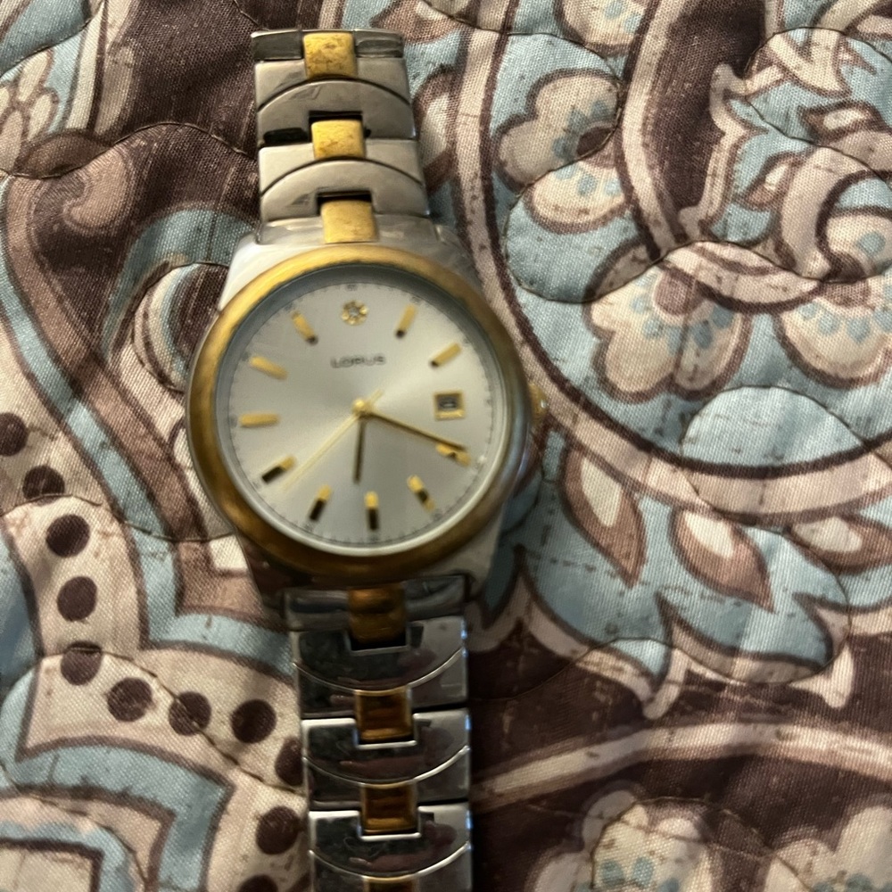 Mens lorus watch